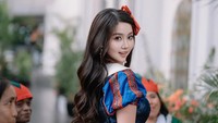 Vilmei berulang tahun ke-26. Ia memulai rangkaian pesta ulang tahun dengan menjadi Putri Salju. (Foto: dok Instagram)