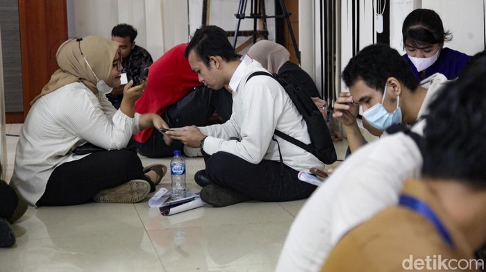 Jakarta Job Fair hadir di GOR Tanjung Duren dan GOR Kebon Jeruk, Jakarta Barat. Acara ini diikuti belasan perusahaan yang membuka ribuan lowongan pekerjaan.