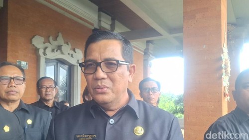 Bupati Tabanan I Komang Gede Sanjaya