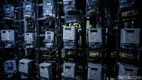 Selain itu, Diskon tarif listrik akan berlaku pada pelanggan PLN dengan daya listrik sampai dengan 1.300 VA. Namun, Menteri Energi dan Sumber Daya Mineral (ESDM) Bahlil Lahadalia mengaku belum tahu diskon tarif listrik 50% bakal ada lagi.