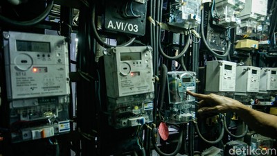 Diskon Tarif Listrik 50% Batal, Warga Kecewa