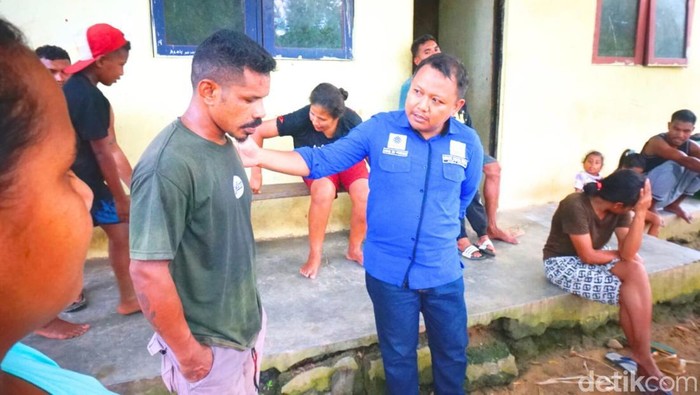 Disnaker Nunukan mengajak diskusi karyawan PT KHL yang mogok kerja.