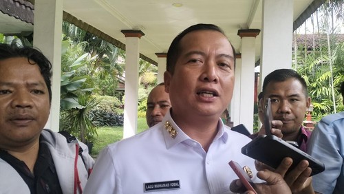 Gubernur NTB, Lalu Muhamad Iqbal. (Ahmad Viqi/detikBali)