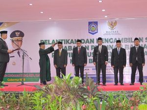 Lantik Lima Komisioner Baznas NTB, Iqbal: Jangan Cuma Bawa Sembako!