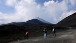 Gunung Etna Meletus, Abu Vulkanik Membubung ke Langit Sisilia