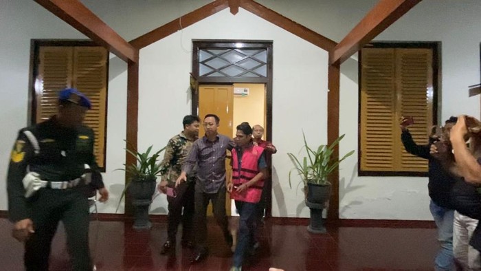 Kakak eks Bupati Blitar jadi tersangka oleh Kejari Blitar