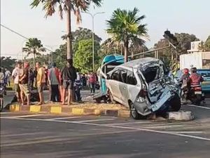 Laka Maut di Exit Tol Purwodadi, 1 Orang Tewas-6 Luka Berat