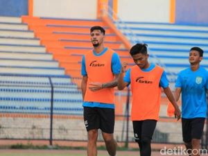 Hambali Tholib Balik ke Persela?