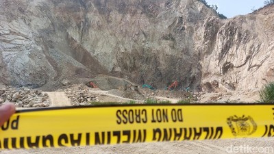 Tambang Batu Gunung Kuda Cirebon Ditutup Total!