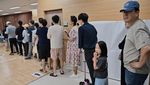 Anak Muda Hingga Lansia Antre di TPS Pilpres Korsel