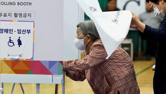 Pilpres Korea Selatan (Go Nakamura/Reuters) Pilpres Korea Selatan (Go Nakamura/Reuters)