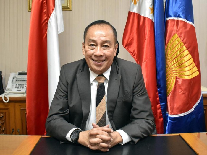 Potret diri Agus Widjojo sebagai Letjen TNI (Purn) Agus Widjojo sebagai Duta Besar Luar Biasa dan Berkuasa Penuh (Dubes LBBP) RI untuk Republik Filipina. (dok Pribadi)