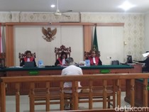 Foto Payudara Penumpang Pesawat, Lansia di Bali Divonis 3 Bulan Bui