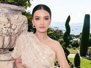 Raline Shah Diangkat Jadi Presiden Jomlo, Responsnya Bikin Adem!