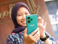 Unboxing Realme GT 7 Dream Edition Aston Martin, Cuma 200 Unit di RI