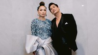 Keith Foo adalah aktor Malaysia yang namanya pernah bersinar di Indonesia. Aktor berusia 42 tahun itu sejak 2008 debut di Indonesia membintangi serial televisi berjudul Serpihan. Keith Foo juga membintangi beberapa judul film di Indonesia, seperti Pengantin Pantai Biru dan Akibat Pergaulan Bebas 2. Foto: dok. Instagram Riena Diana/Keith Foo