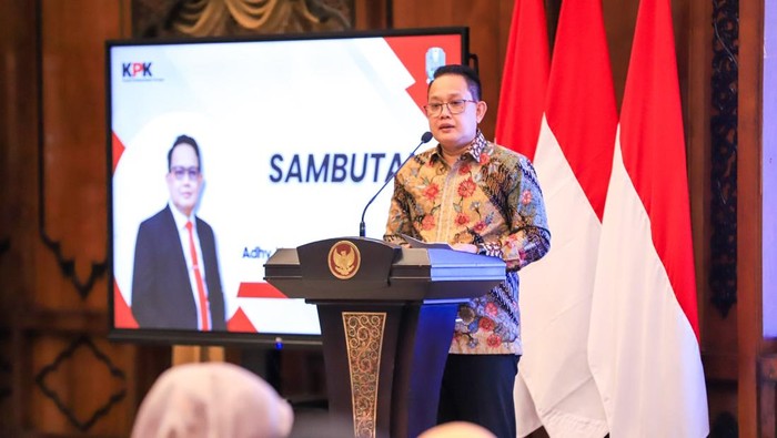 Sekdaprov Jatim Adhy Karyono