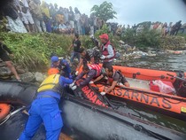 Selebgram di Kendari Tewas Usai Lompat dari Jembatan Teluk, Tim SAR Evakuasi