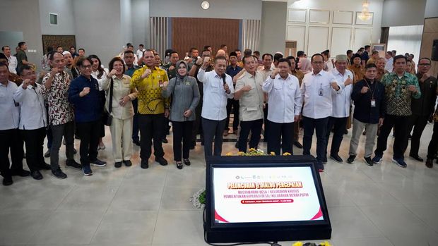 Wamenkop Ferry Juliantono saat dialog soal Koperasi Desa Merah Putih di NTB