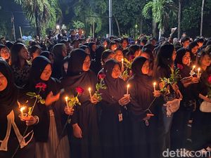 Ratusan Mahasiswa Unila Gelar Aksi Seribu Lilin Tuntut Keadilan untuk Pratama