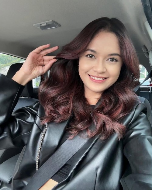 Annisa Fitriana, Manajer Girl Group No Na