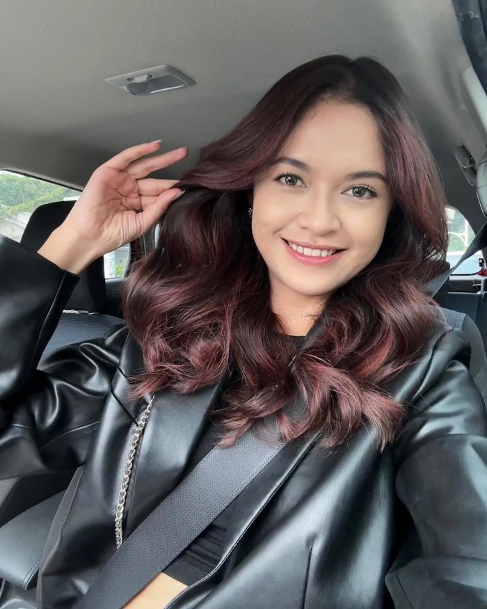 Annisa Fitriana, Manajer Girl Group No Na
