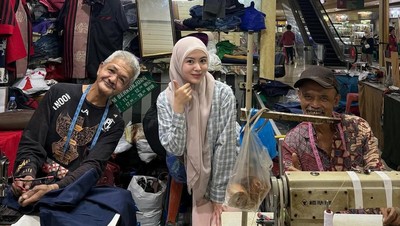 Ketika Ayana Moon Klik dengan Penjahit Biasa di Blok M Buat Permak Baju