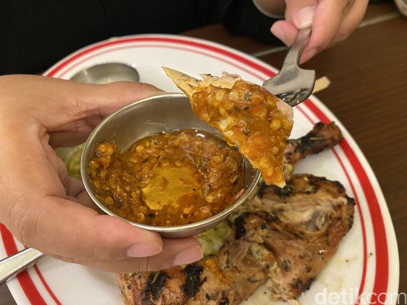 Gabon African Chicken