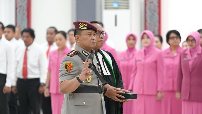 Kombes Ricko Taruna Mauruh saat dilantik menjadi Dirreskrimum Polda Sumut. (Foto: Dok. Polda Sumut )