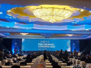 Erick Thohir Dipanggil Presiden, Kongres PSSI Ditunda Dulu