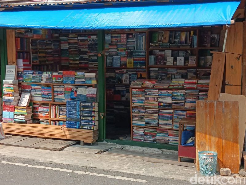 Lapak Buku Kwitang