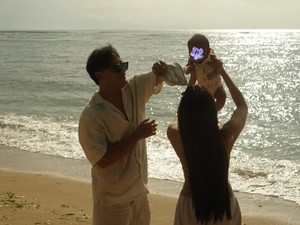 Foto Gemas Mahalini saat Momong Anak, Jadi Momen Langka