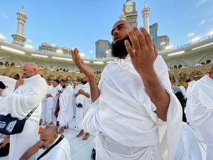 Masjidil Haram Jadi Lautan Doa dan Air Mata Jemaah