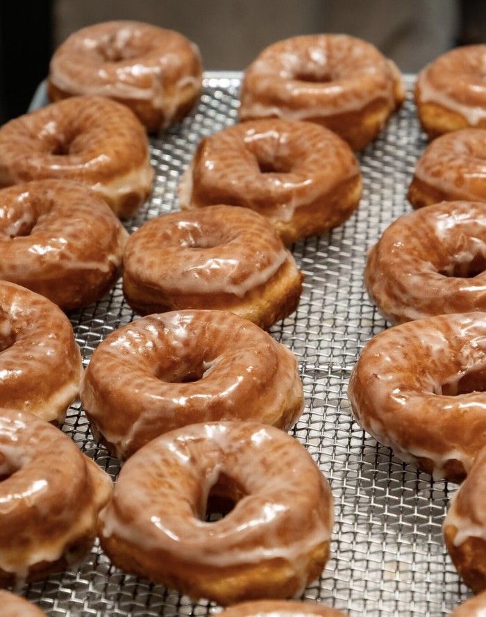 Penampakan Donat Viral yang Harganya Bisa Rp 200 Ribu Sebiji