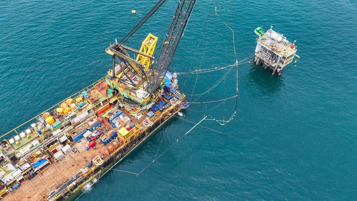 Proyek pipa bawah laut