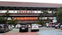 Menempati posisi kesembilan, SMAN 48 Jakarta mencatat nilai UTBK sebesar 611,964. Sekolah ini terletak di Jl. Pinang Ranti II No.1, Kecamatan Makasar, Jakarta Timur dan dikenal dengan semangat siswa-siswinya dalam kompetisi akademik maupun kegiatan sosial. (Dok. sman48-jkt.sch.id)  
