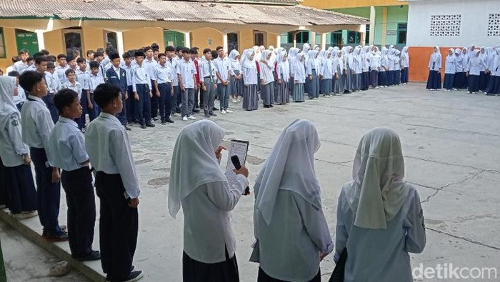 Suasana di Yayasan Mihadunal Ula, Kecamatan Kebonpedes, Kabupaten Sukabumi