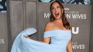 Whitney Leavitt salah satu cast yang rela rumah tangganya dibongkar habis.