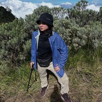 Meski tampil tanpa pulasan makeup sedikitpun namun banyak netizen yang memuji kecantikan Tissa. kak sumpaahhh cakepp bgttt, tulis salah satu komentar. Naik merbabu tapi masih cantik on point bgt masyaallah, komentar lain. Foto: Instagram/@tissabiani