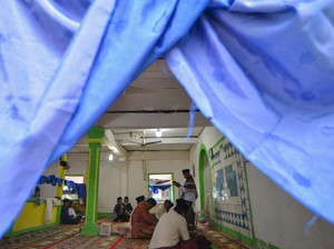 Video Jemaah Naqsabandiyah Mulai Puasa Hari Ini, Begini Penetapannya