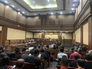Video: Momen Jaksa Tanya Ahli di Sidang Hasto Soal Perintah Rendam HP