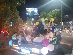 Gema Malam Takbir Anak-Anak di Kuta Penuh Semangat dan Toleransi