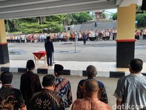 Sehari Usai Dilantik, Bupati Tasik Langsung Ubah Jam Kerja ASN