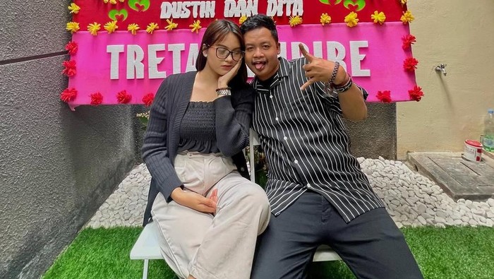 dustin tiffani dustin tiffani