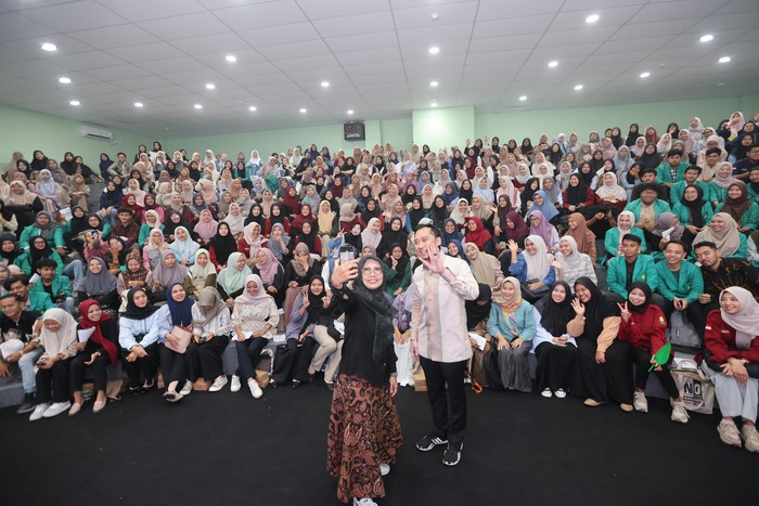 Edhie Baskoro Yudhoyono (Ibas) menyampaikan apresiasi atas perubahan status IAIN Ponorogo