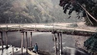 Foto: BoredpandaJembatan Togetsukyo, Kyoto, Jepang. 1870 vs. Sekarang Foto: Boredpanda