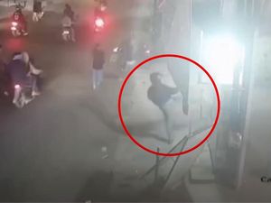 Ulah Beringas Geng Motor di Cirebon, Rusak Rumah Warga dan Fasilitas Umum