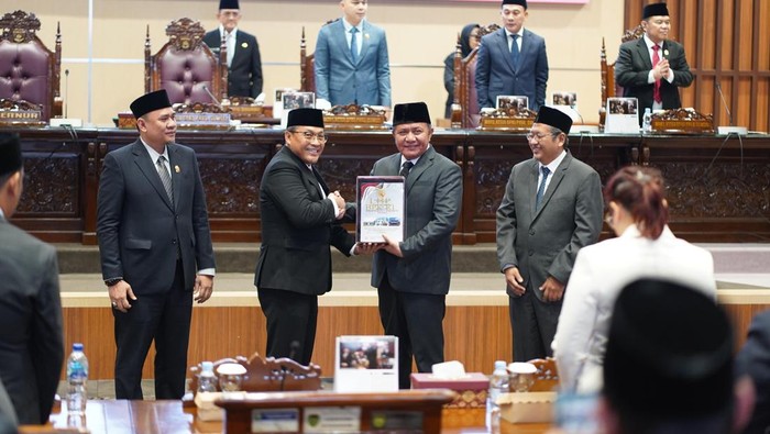 Gubernur Sumsel menerima opini WTP dari BPK RI.