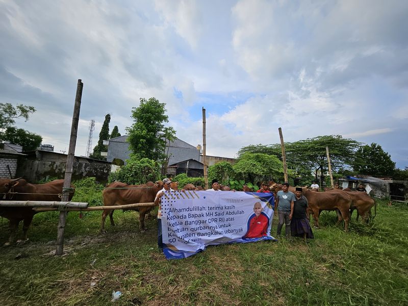 Hewan kurban dari DPD PDIP Jawa Timur