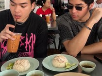 Gaya Hedon Jeje Soekarno Makan Nasi Ayam Sampai ke Thailand